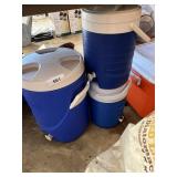 (3) Thermoses