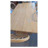 Dining Table w/ (6) Chairs