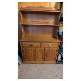 Oak? 2 pc Hutch