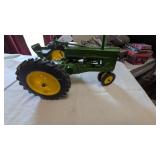 John Deere Metal Tractor 60