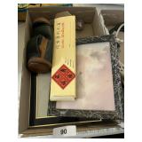 Seashell Napkin Holders w/ G on them, +