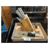 Knife Block & Assorted Knives