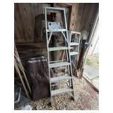Aluminum Step Ladder - 6ft.