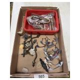 Vintage Drawer Pulls, Other Drawer Pulls &