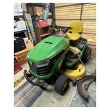 John Deere S110 Lawn Tractor (162 hrs)