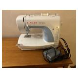 Singer Simple Sewing Machine w/ Foot Pedal