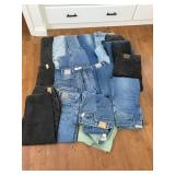 Large Quantity Men's Jeans Mostly Size 36 -*