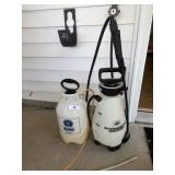 (2) 2 Gallon Sprayers