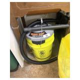 Rural King Bucket w/ Bucket Vac Top