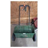 Scotts Fertilizer - Seeder
