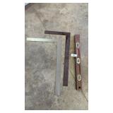 Level & Carpenter Square