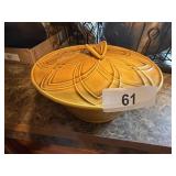 Harvest Gold Vegetable Bowl w/ Lid