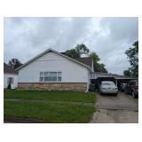 1,876sqft home with 2 lots in Linton, IN