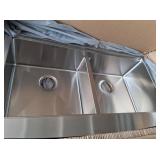 Karran SS Apron Front Sink (36x21x10) w/*