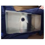Karran SS Undermount Workstation Sink (33x18x9) w/
