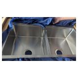 Karran SS Apron Front Workstation Sink (36x21x10)*
