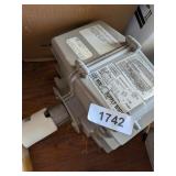 Hubbell Light Fixture