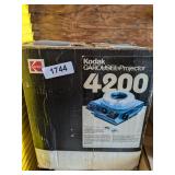 Kodak Carousel Projector 4200