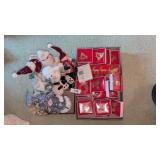 Christmas Ornaments & Figurines