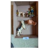 Figurines