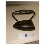 Ober #3 Sad Iron