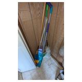 Broom, Dusters & Swiffer Wet Jet