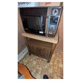 GE Microwave w/ Cart