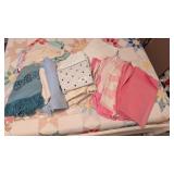 Vintage Sheets & Tablecloths