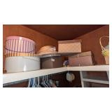 Vintage Ladies Hats & Hat Boxes