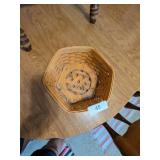 2000 Longaberger Basket