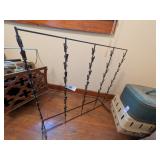 Clip Display Rack [needs repair]