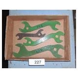 (4) Curved Wrenches