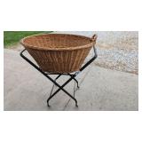 Metal Folding Laundry Cart Frame w/ Wicker Basket
