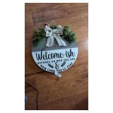 Round Wood Welcome Sign