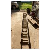 (24) Foot Extension Ladder