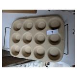Pampered Chef Cupcake Pan w/ Rack