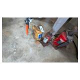 (2) Bottle Jacks & (1) Air Jack