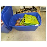 Large Tote w/ Lid + Picture Frames