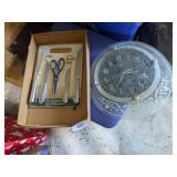 Knife Set & Wall Clock