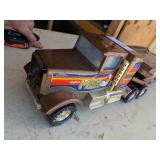 Nylint Semi Truck & Trailer -**