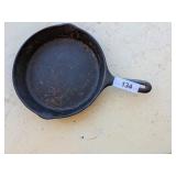#8 Wagner Ware Cast Iron Skillet - 10.5"