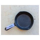 Cast Iron Skillet - 6.5"