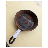 Lodge Cast Iron Skillet - 9"
