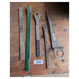 Ratchet Wrench, Pry Bars  & Other