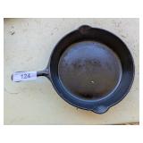 #7 Cast Iron Skillet - 10"