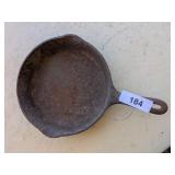 Cast Iron Skillet - 9"