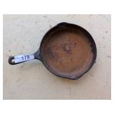 #5 Cast Iron Skillet - 8"