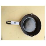 Lodge Cast Iron Skillet - 8"