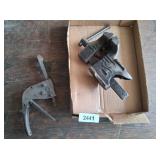 Chive Bench Vise & Clamp Tool