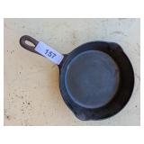 Cast Iron Skillet - 8"